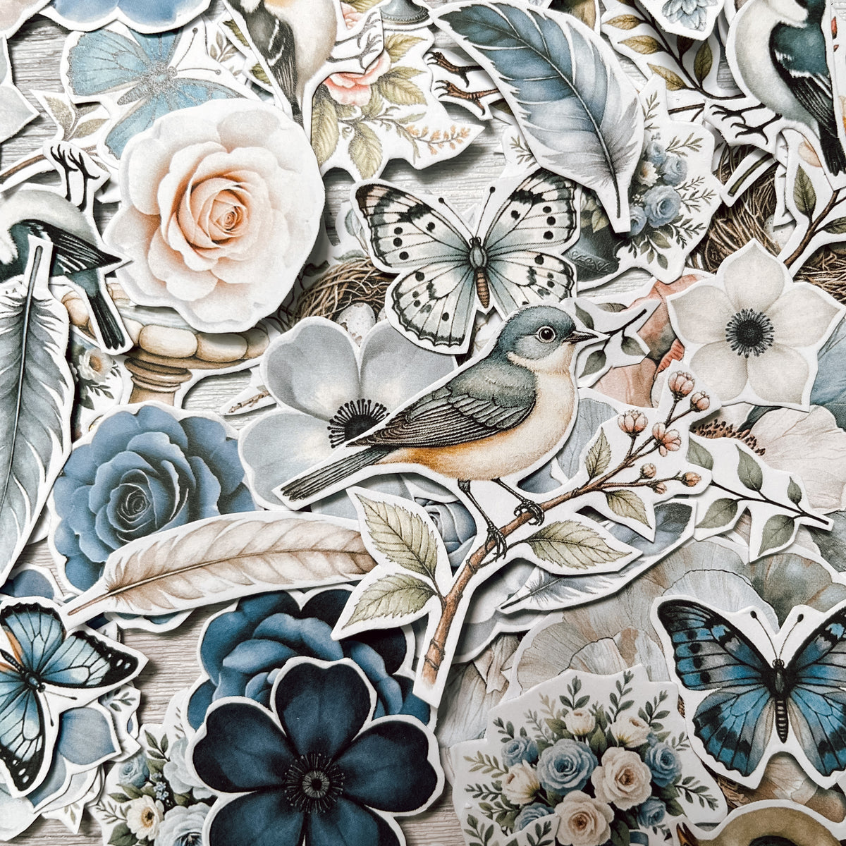 Digitale Fuzzy Cuts „Blaue Träume vergangener Zeit“ – Botanische Fundstücke