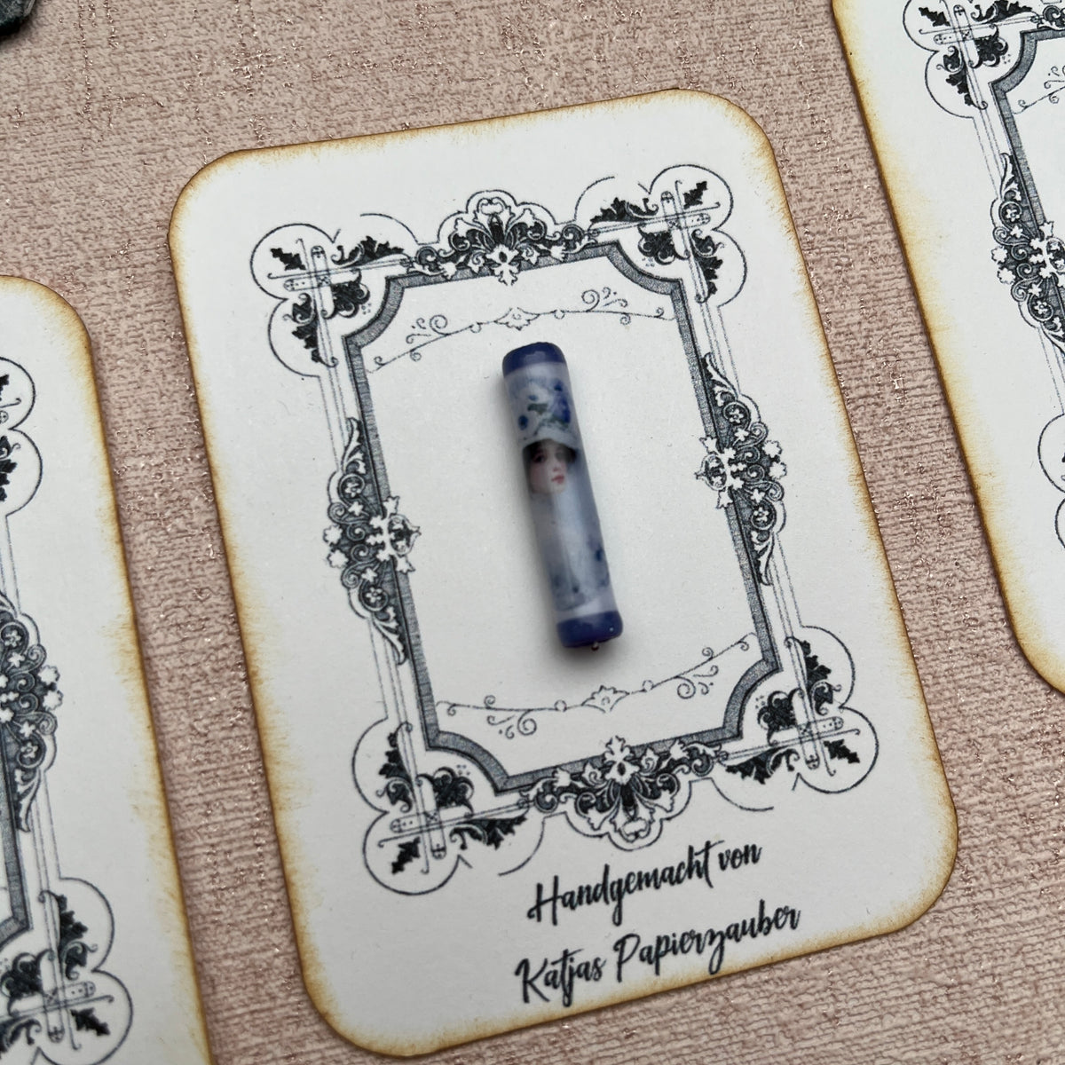 Handgedrehte Papierperle mit Resin Überzug / Lady Kollektion