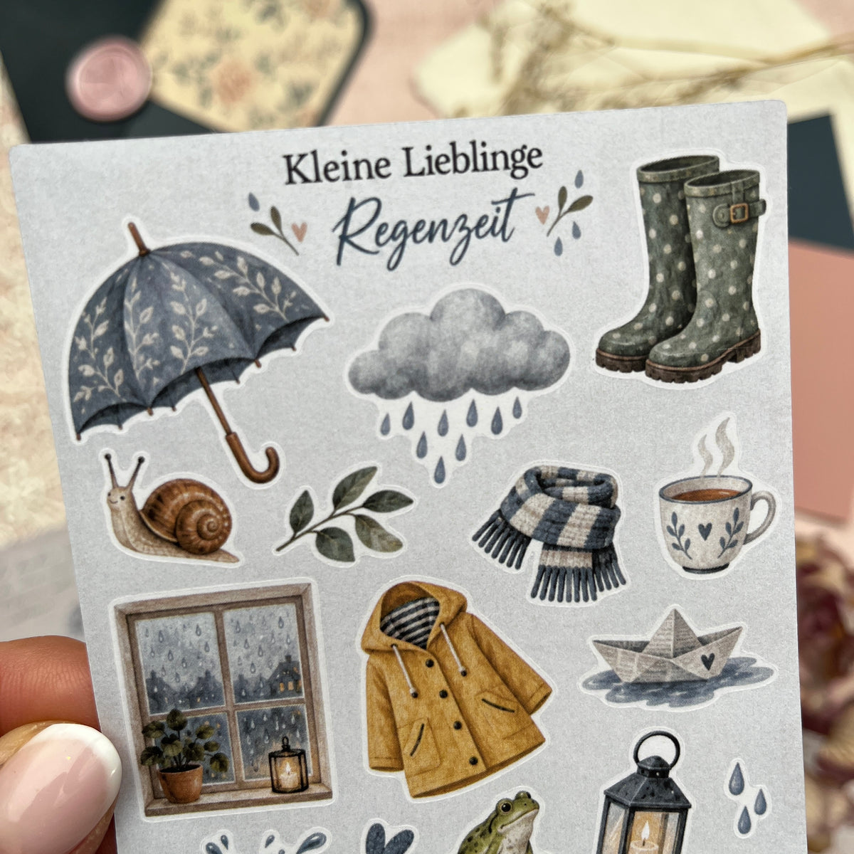 Kleine Lieblinge – Regenzeit | Mini-Stickerbogen